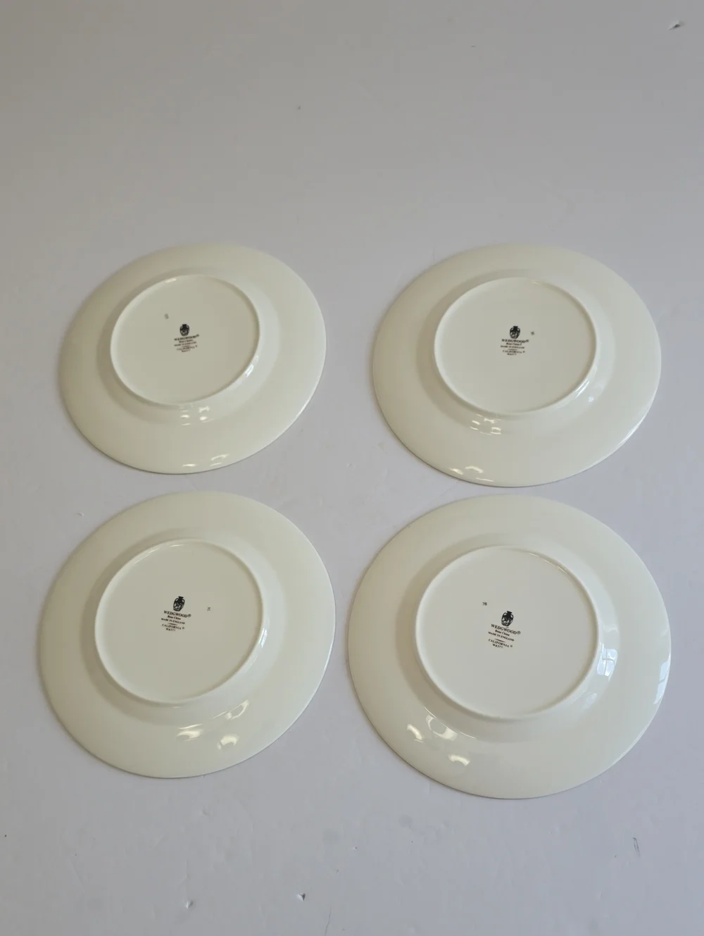 Wedgwood Set Of 4 California Bone China Salad Plates Ivory W4377 Made In England
